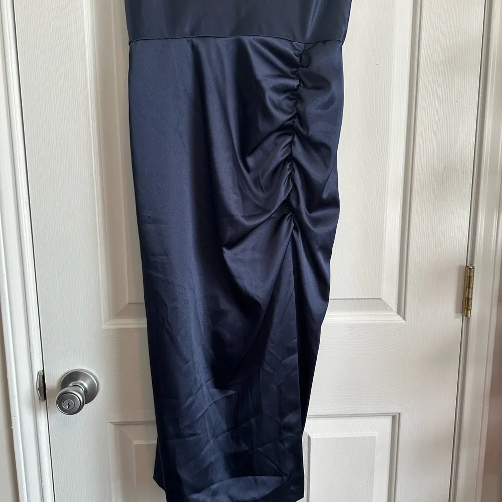 Betsy & Adam Midnight Blue Ruched Midi Dress - Picture 3 of 6